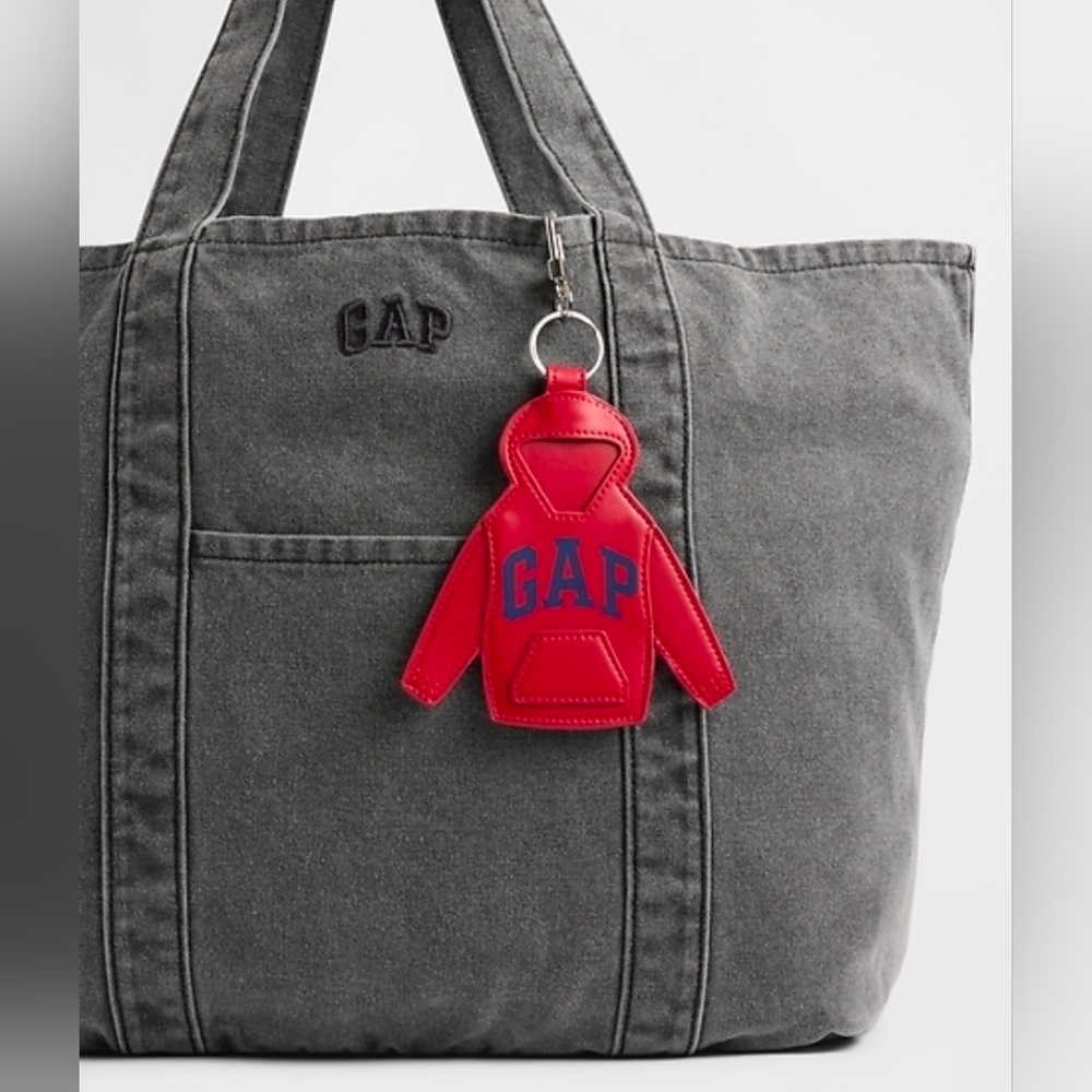 Gap Logo Hoodie Keychain Charm In Modern Red. New - Picture 3 of 3